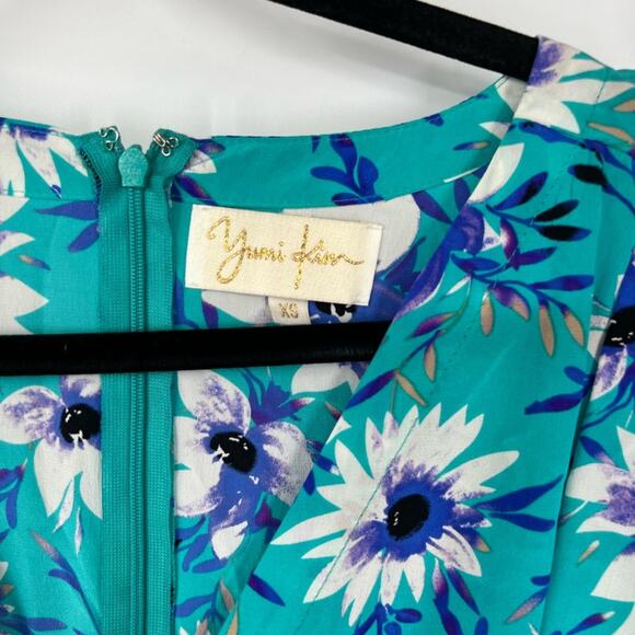 Yumi Kim Liz Romper in Perfect Day Bouquet Silk - Picture 4 of 8
